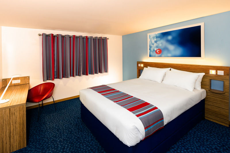 Travelodge Battersea Londres Exterior foto