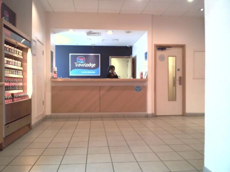 Travelodge Battersea Londres Exterior foto